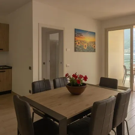 The Infinity Luxury1 Apartment *